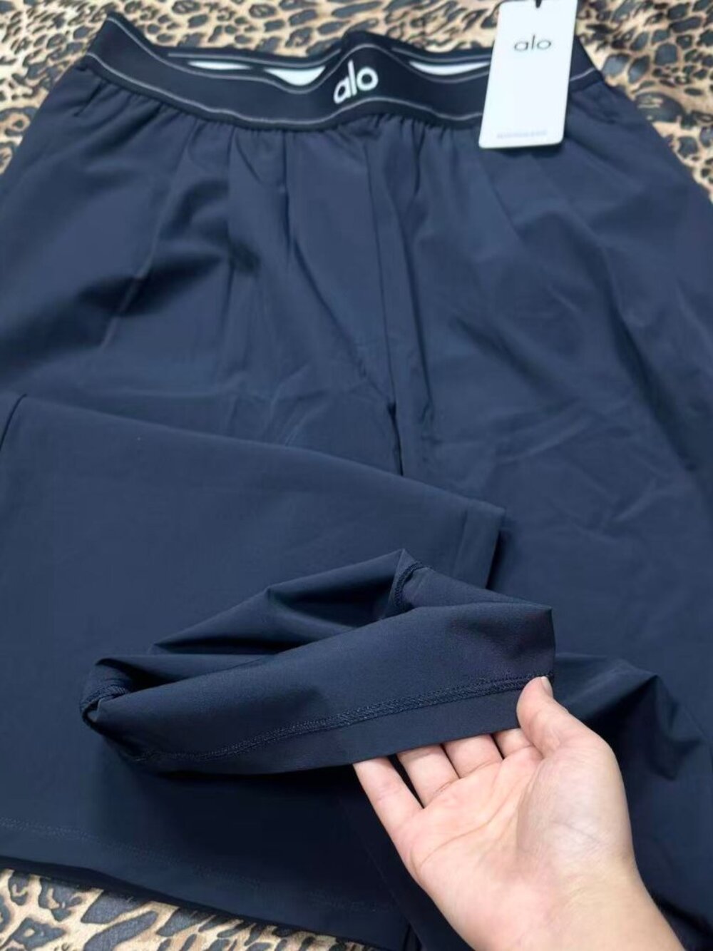 💙💜Alo Yoga Suit Up Navy Blue Trouser NWT (Regular 30" Inseam) - Picture 5 of 8